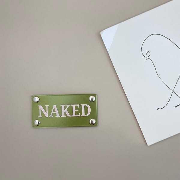 PKB | snaps - snap ''naked''